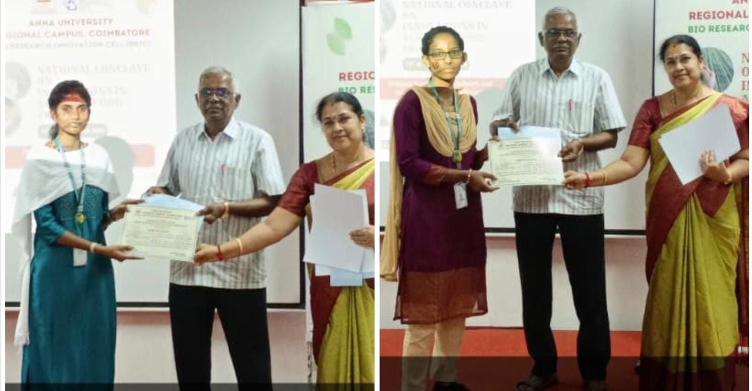 Students receiving Ideathon prize